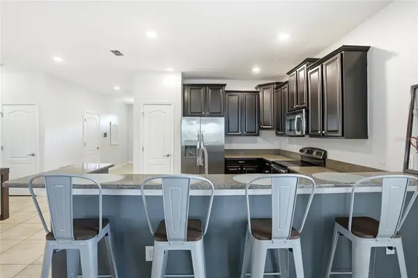 9039 SHADOW MOUNTAIN ST, Davenport, FL 33896