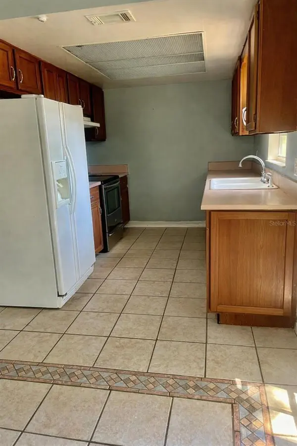 235 CRABTREE AVE, Orlando, FL 32835