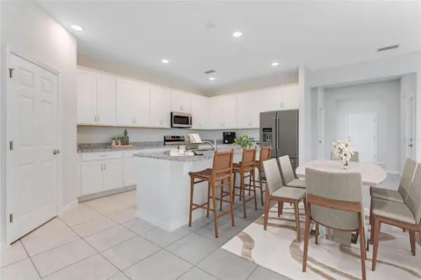 1085 CONNOLLY LN NE, Palm Bay, FL 32905
