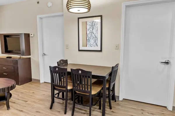 7601 CANADA AVE #221, Orlando, FL 32819