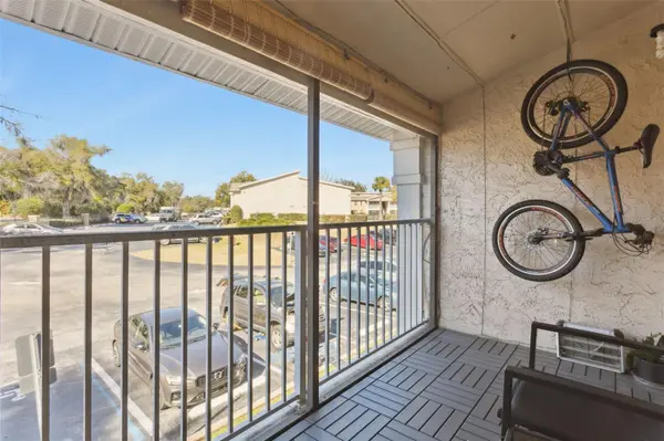 145 N PEARL LAKE CSWY #208, Altamonte Springs, FL 32714