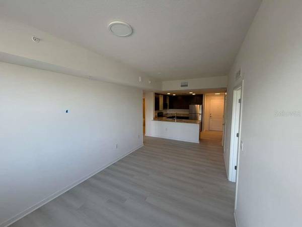 5587 MILLENIA PARK BLVD #404, Orlando, FL 32839