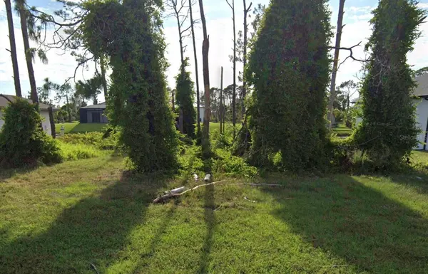 261 TOURNAMENT RD, Rotonda West, FL 33947