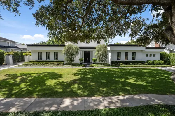 1581 FOREST AVE, Winter Park, FL 32789