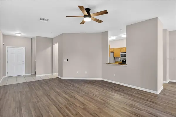 1519 PRIORY CIR, Winter Garden, FL 34787