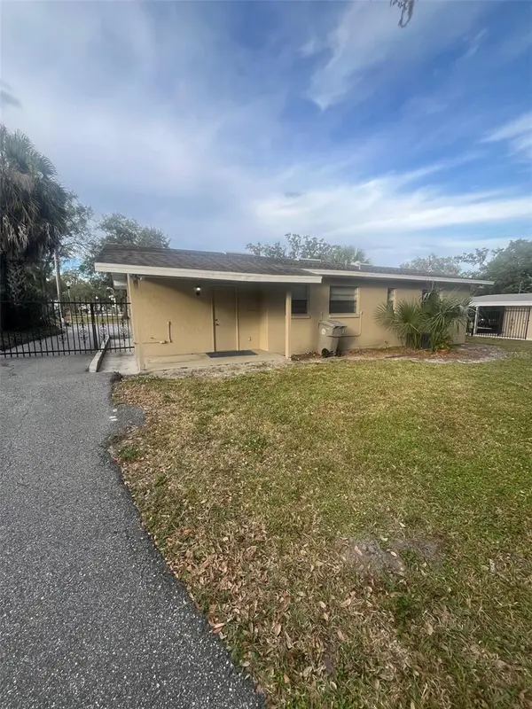 130 E 1ST ST, Apopka, FL 32703