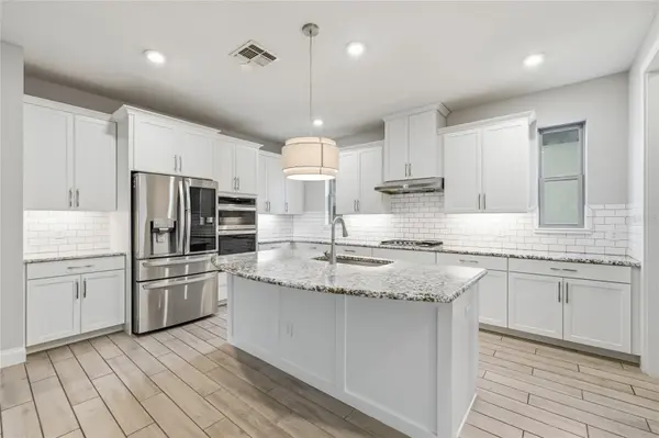 8236 PROCIDA ISLE LN, Windermere, FL 34786