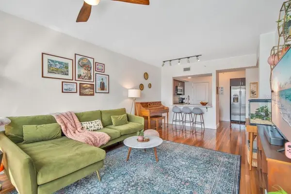 322 E CENTRAL BLVD #1005, Orlando, FL 32801