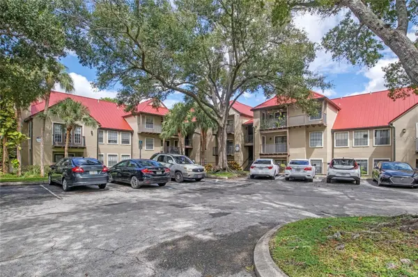 236 AFTON SQ #305, Altamonte Springs, FL 32714