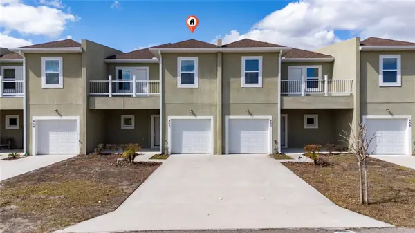 462 LAKE SHORE Pkwy, Davenport, FL 33896