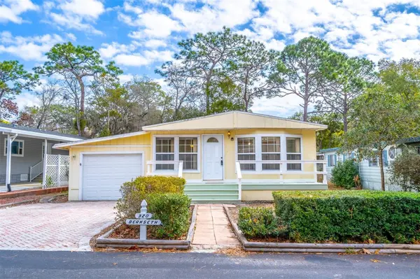 320 N FOREST BLVD, Lake Mary, FL 32746