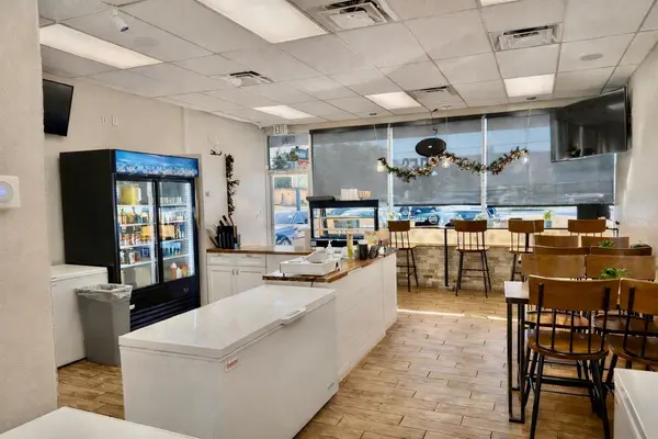 517 N SEMORAN BLVD, Orlando, FL 32807