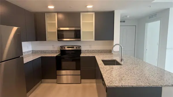 5587 MILLENIA BLVD #213, Orlando, FL 32839