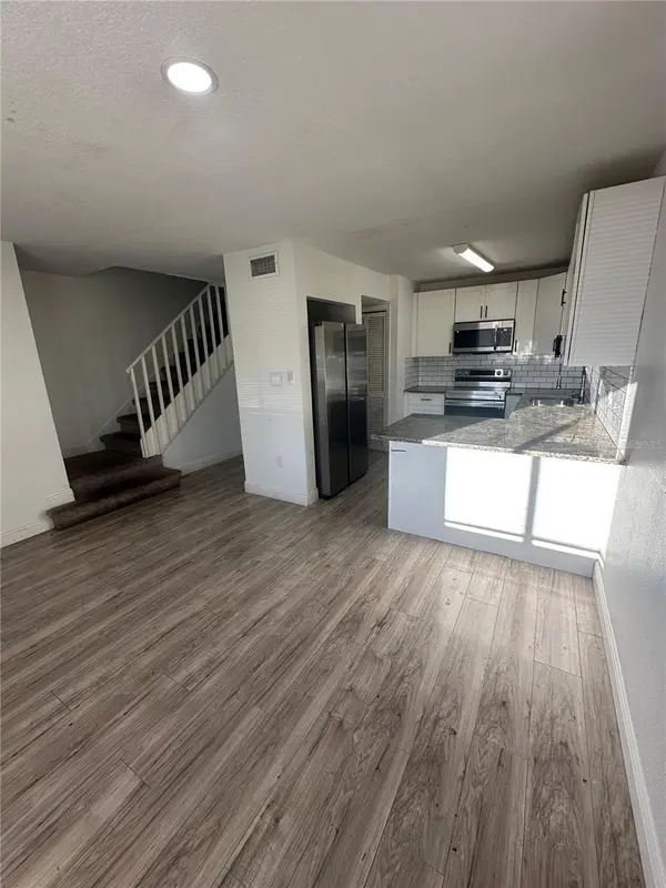 5064 DOWNING ST #4, Orlando, FL 32839