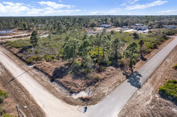 CORNER LOT, Lehigh Acres, FL 33972