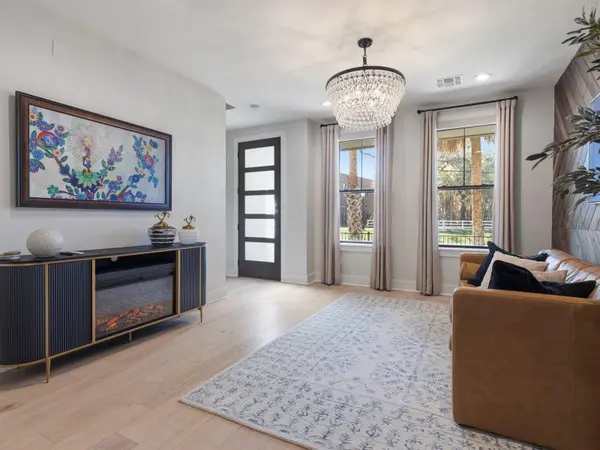 64 N PARK AVE, Winter Garden, FL 34787