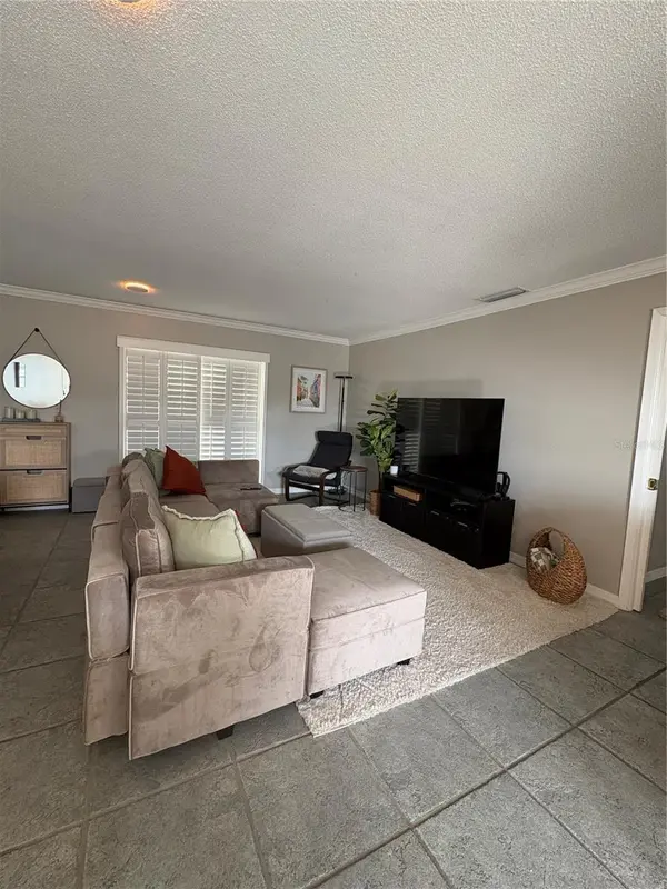 1500 GAY RD #20D, Winter Park, FL 32789