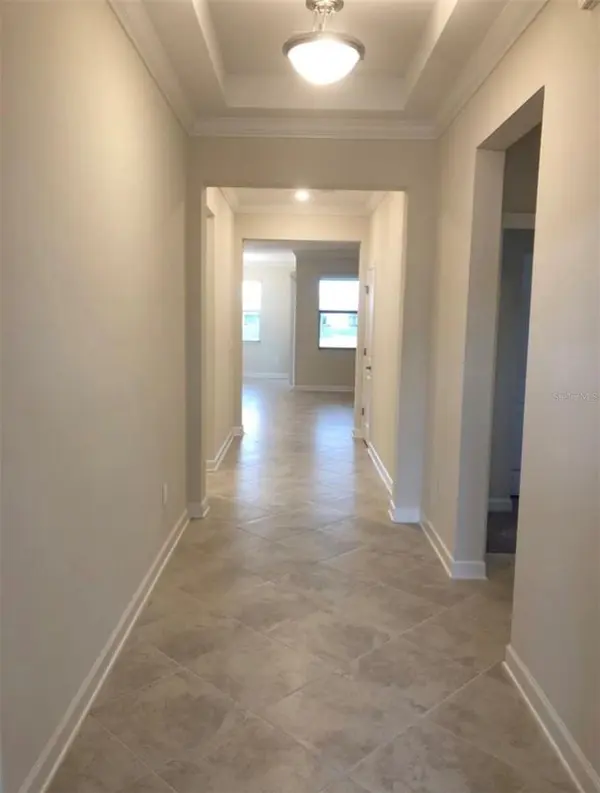 10229 LOVEGRASS LN, Orlando, FL 32832