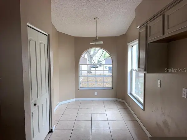 1451 MOHRLAKE DR, Brandon, FL 33511