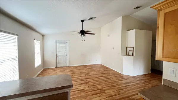 513 LEMON ST, Auburndale, FL 33823