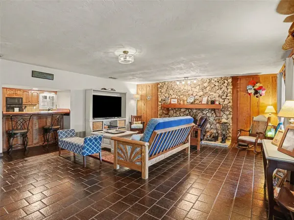 1390 E OHIO AVE, Lake Helen, FL 32744