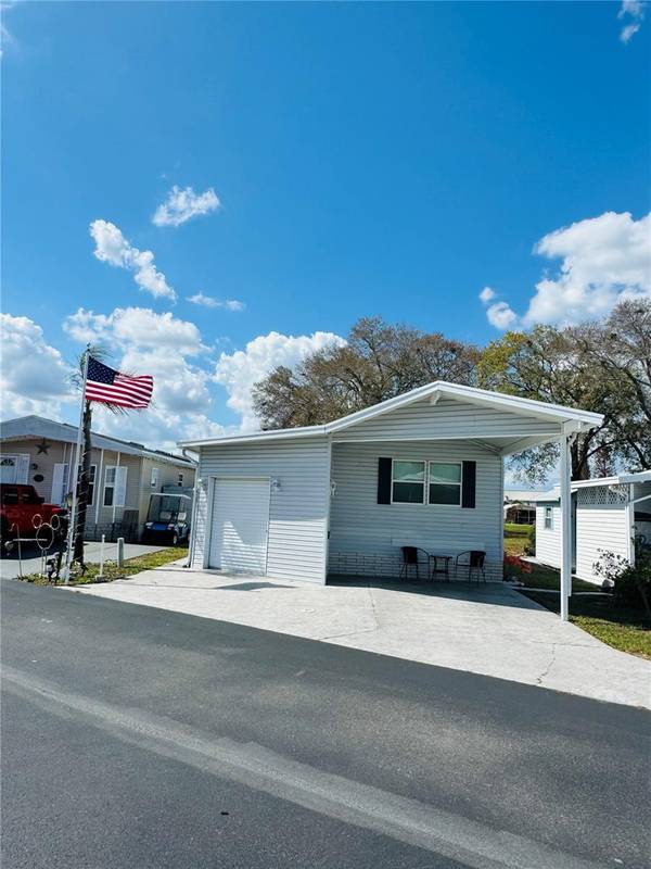 627 ARNOLD PALMER DR, Davenport, FL 33837