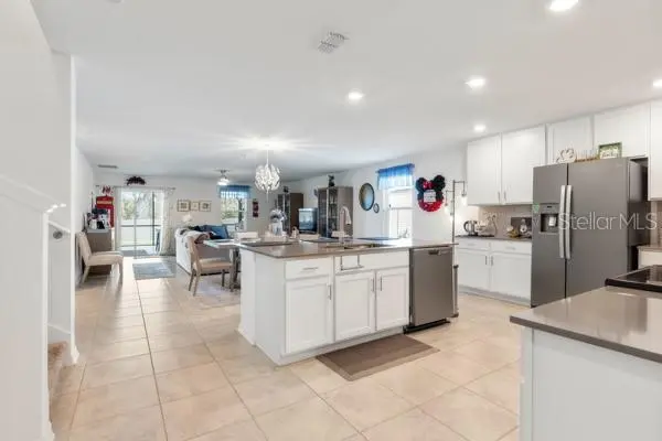 4382 FINCH LN, Kissimmee, FL 34746