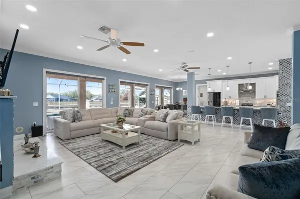 9057 BALMORAL MEWS SQ, Windermere, FL 34786