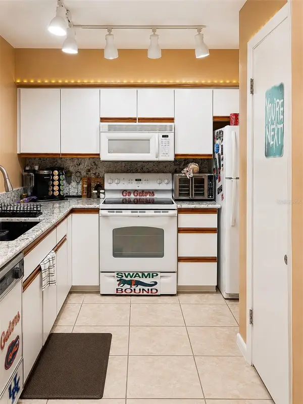 2837 NE 3RD ST #102, Ocala, FL 34470