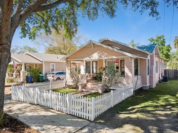 812 E PARIS ST, Tampa, FL 33604