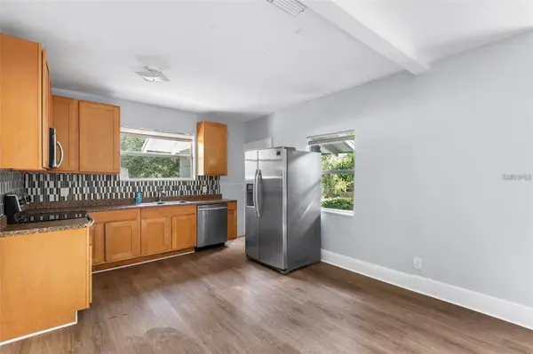 811 W AMELIA AVE, Tampa, FL 33602