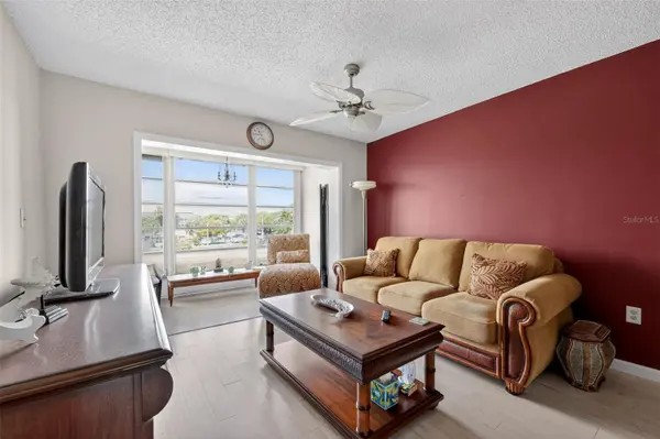 8051 N SUNRISE LAKES DR #307, Sunrise, FL 33322