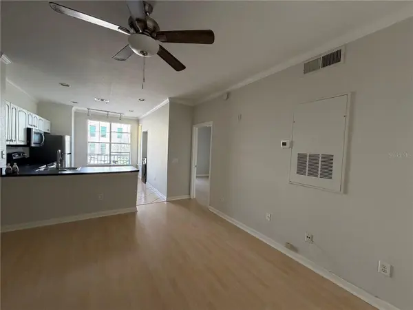 860 N ORANGE AVE #301, Orlando, FL 32801