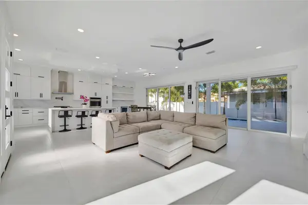 3723 NORWOOD CT, Sarasota, FL 34234
