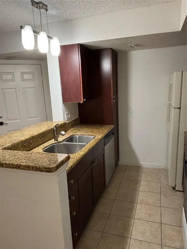 5152 CONROY RD #1316, Orlando, FL 32811