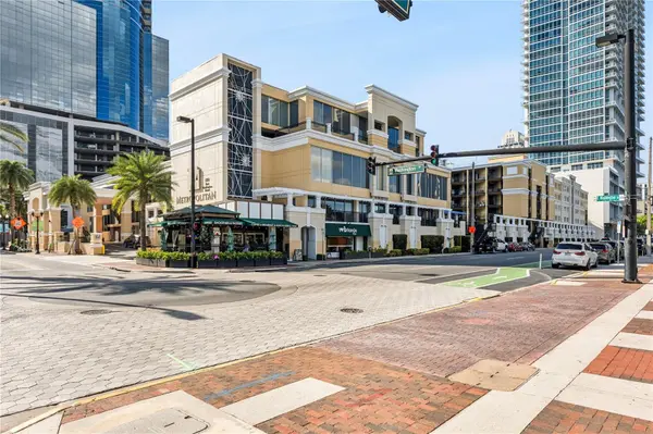151 E WASHINGTON ST #PH3B, Orlando, FL 32801