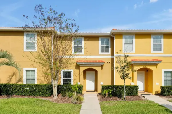 3033 BIRD OF PARADISE LN, Kissimmee, FL 34747