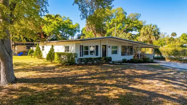 106 E JINKINS CIR, Sanford, FL 32773
