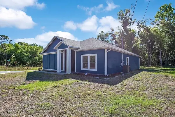 2498 MITCHELL AVE, Mims, FL 32754