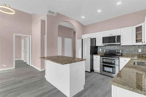 707 HAMILTON ST, New Smyrna Beach, FL 32168