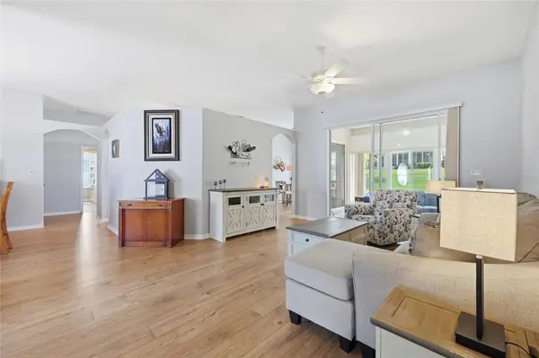 5036 SAWGRASS LAKE CIR, Leesburg, FL 34748