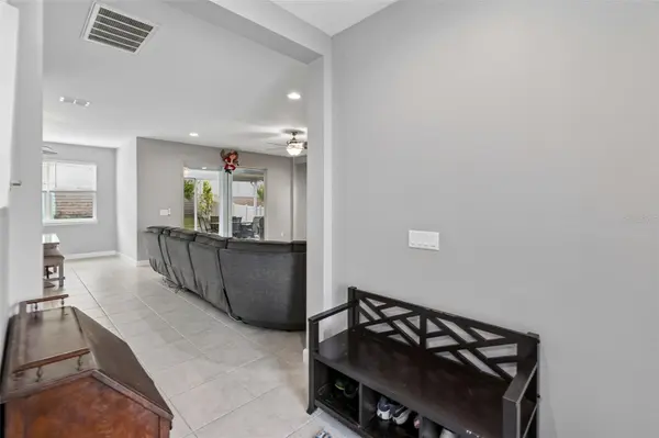 1084 CAVENDER CREEK RD, Minneola, FL 34715