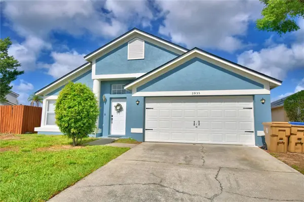 2935 DICKENS CIR, Kissimmee, FL 34747