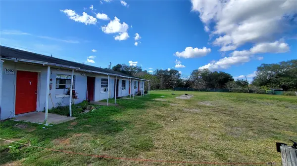 1002 DANIELS ST, Dundee, FL 33838