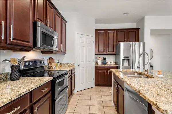 15058 SAWGRASS BLUFF DR, Winter Garden, FL 34787