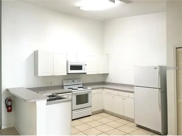 2792 CLUB CORTILE CIR #B, Kissimmee, FL 34746
