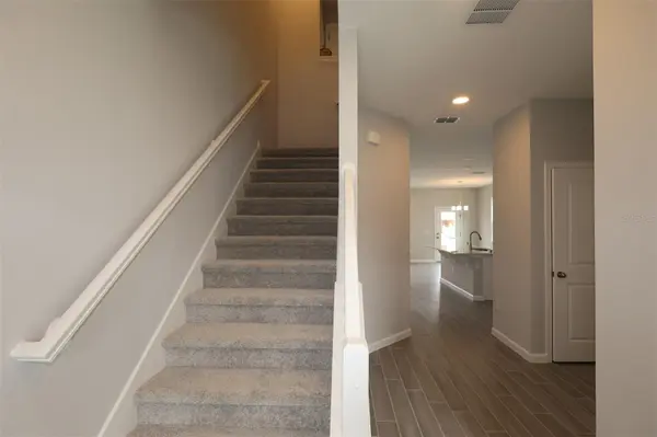 1362 MOUNT ROYAL DR, St Cloud, FL 34771