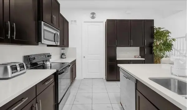 450 CAPTIVA DR, Davenport, FL 33896