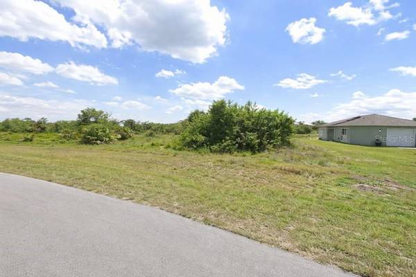 3040 BIRWOOD CIR, Labelle, FL 33935
