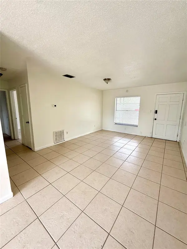 2800 E 113TH AVE #212, Tampa, FL 33612